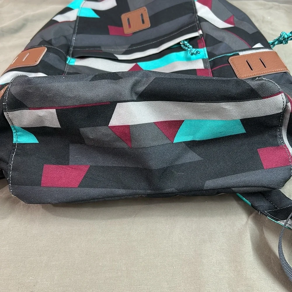 Patagonia Ironwood 20L Backpack - Picture 3 of 4